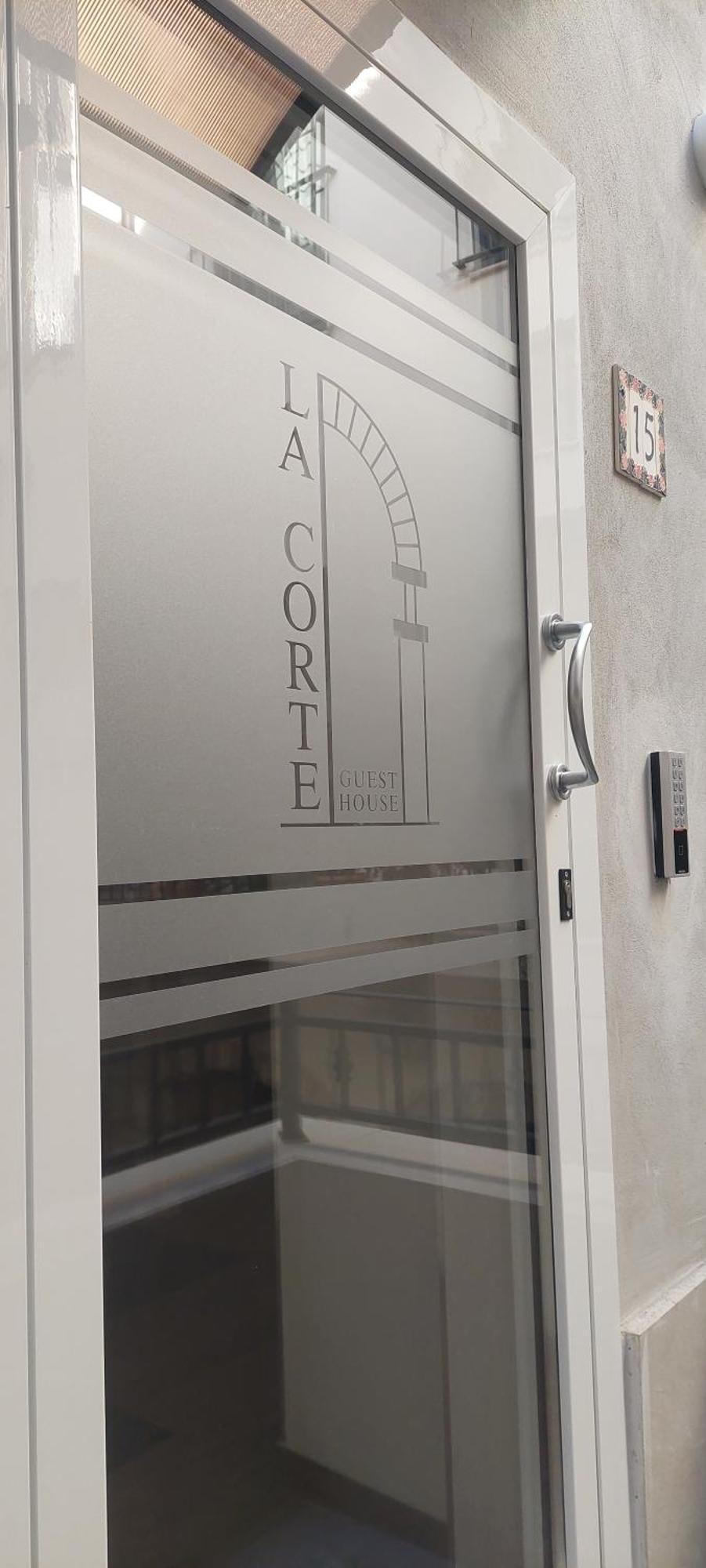 La Corte Guest House Bari Zewnętrze zdjęcie